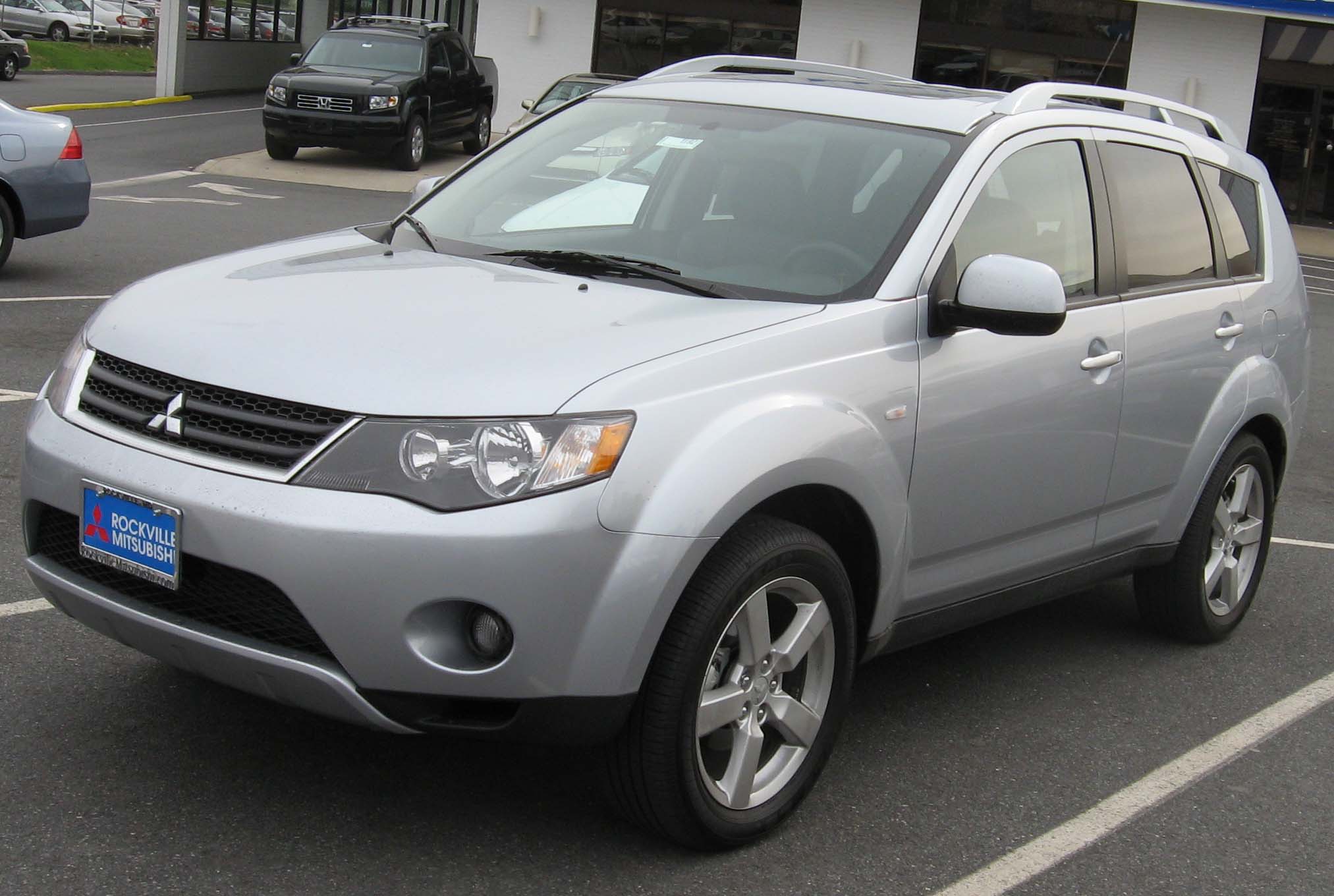 2007 Mitsubishi Outlander photographed in USA. Representative, not a listing photo.